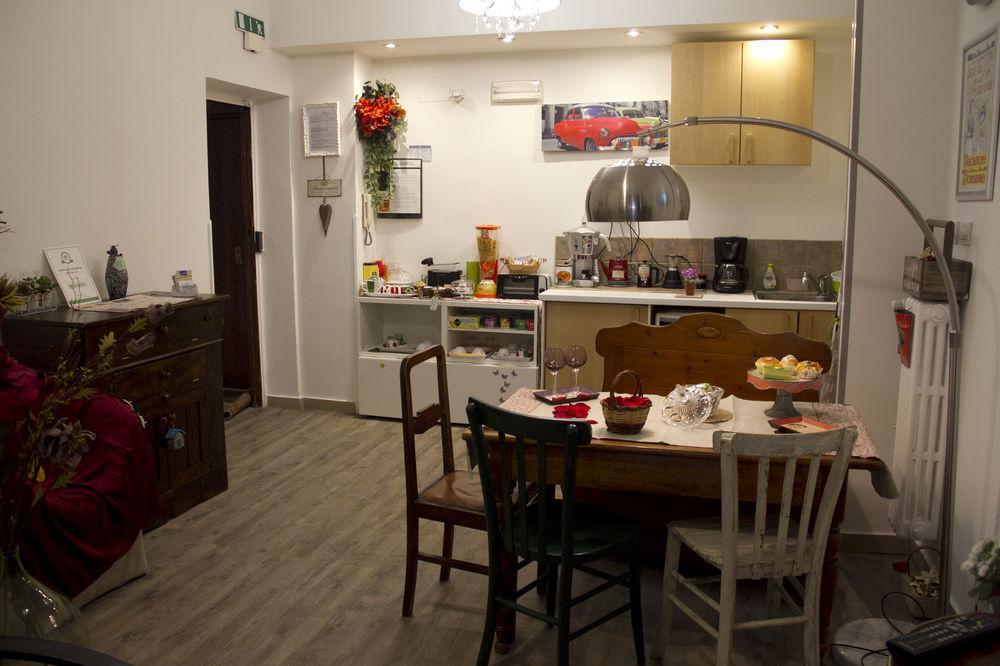 Gentes Bed & Breakfast 2*